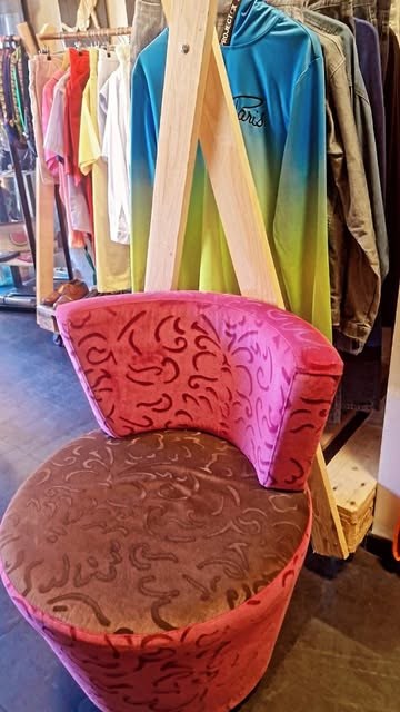 Fauteuil crapaud en velours
